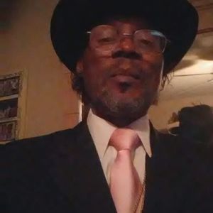 Meet your Posher, Bobbie